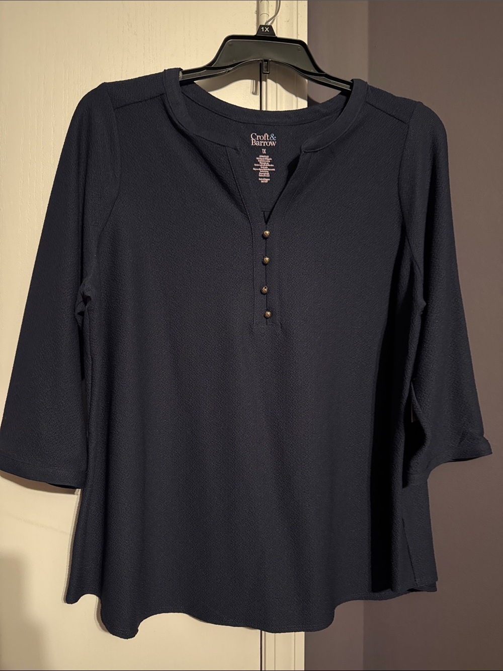 Croft & Barrow Navy Henley-Style 3/4 Sleeve Tunic
